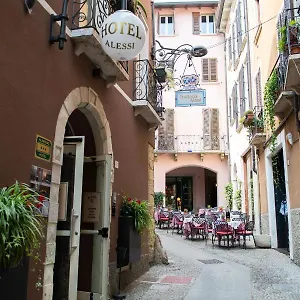 Alessi Trattoria Дезенцано-дель-Гарда